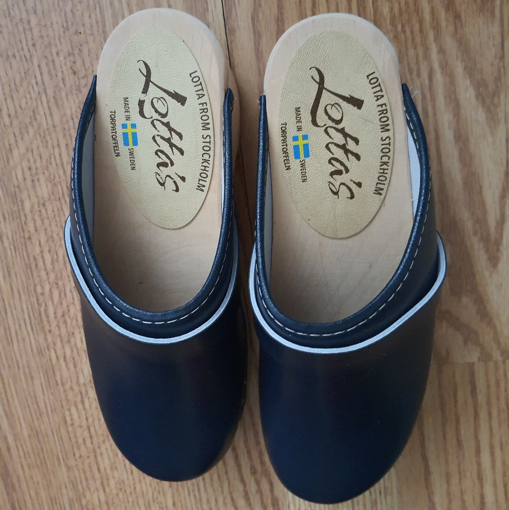 Lotta From Stockholm Swedish clog black leather wooden